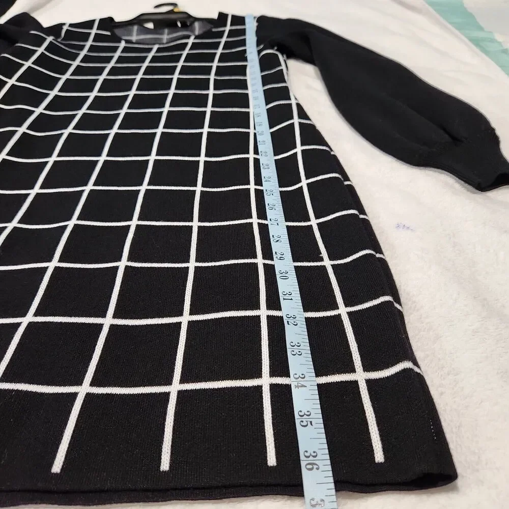 Nina Leonard Dress Size Large Black And White Ballon sleeve Stretch NEW